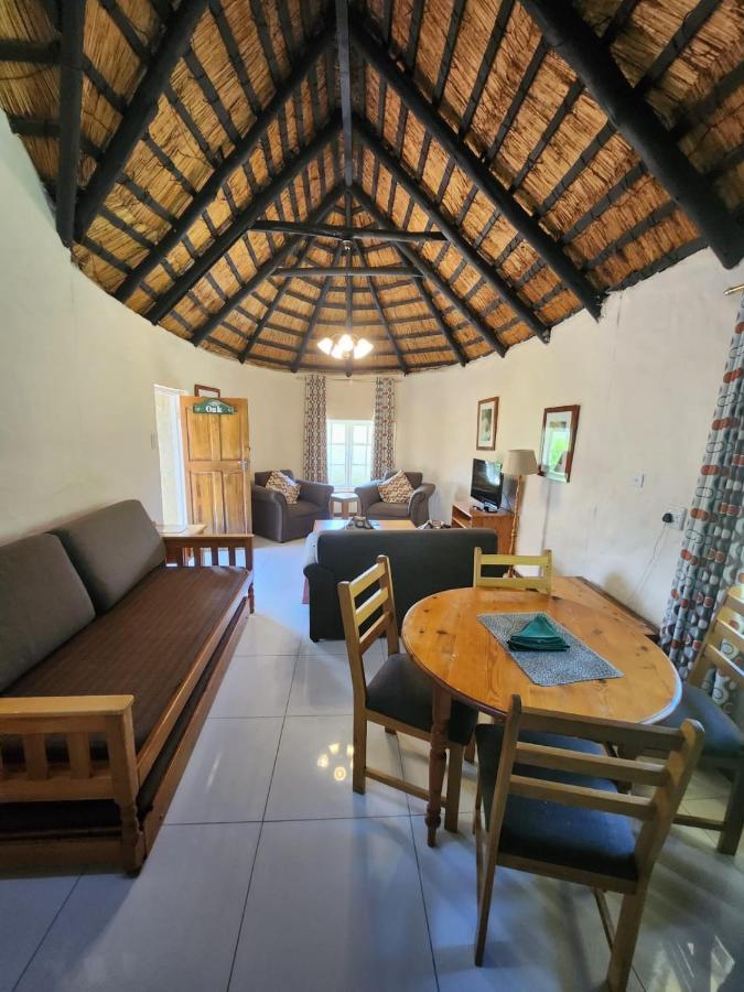 Gooderson Leisure Mountain View Cottages Self Catering And Timeshare Resort Drakensberg Garden Exterior foto