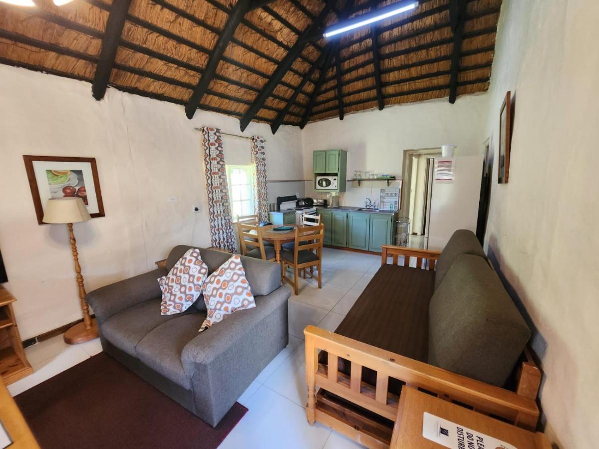 Gooderson Leisure Mountain View Cottages Self Catering And Timeshare Resort Drakensberg Garden Exterior foto