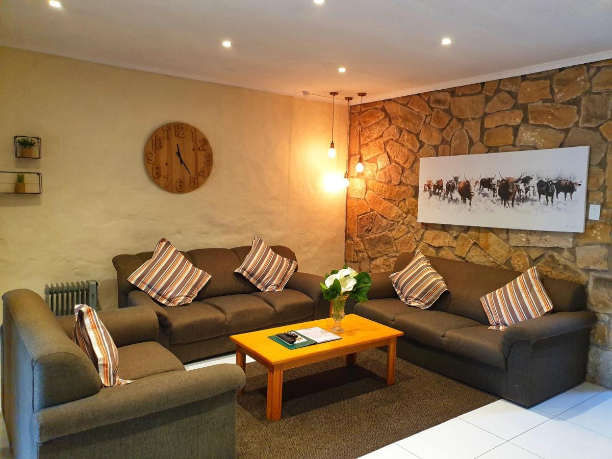 Gooderson Leisure Mountain View Cottages Self Catering And Timeshare Resort Drakensberg Garden Exterior foto