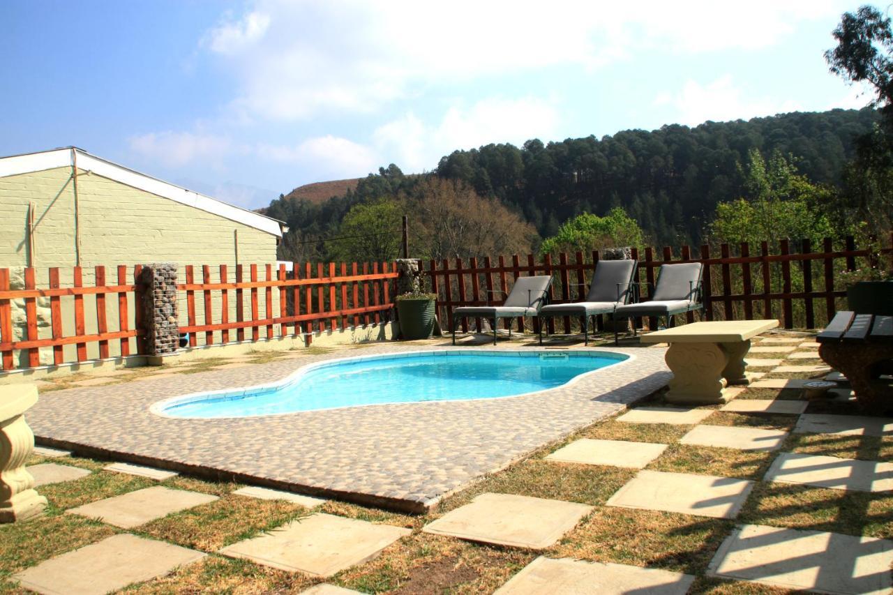 Gooderson Leisure Mountain View Cottages Self Catering And Timeshare Resort Drakensberg Garden Exterior foto